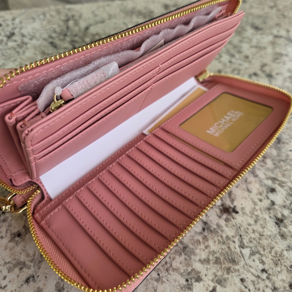 Michael Kors Jet Set Continental Large Pink Wristlet Wallet - Picture 3 of 6